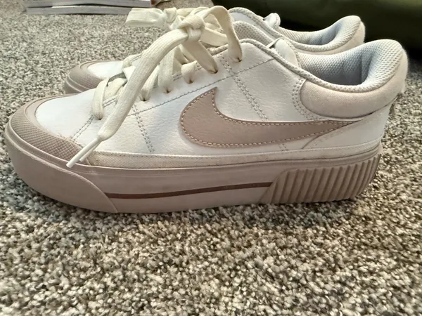 Nike Court Legacy Lift Platform Sneakers – Women’s Size 7 – White/Taupe - Image 4
