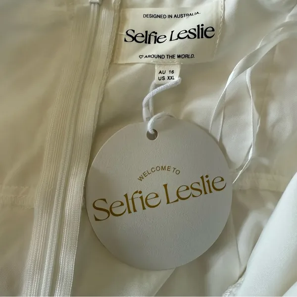 Selfie Leslie Aphrodite Molded Bust‎ Angel Sleeve Wrap Dress Size XXL NWT - Image 10