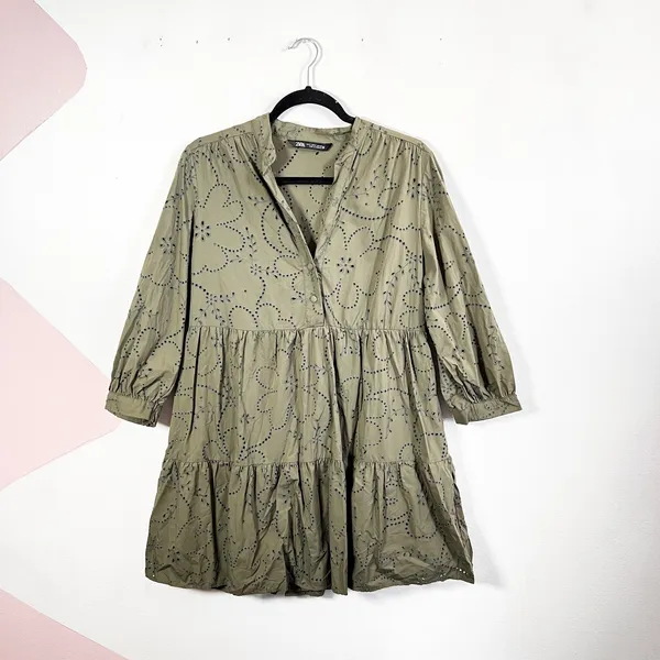 Zara Embroidered Eyelet Tiered Mini Dress Sz Small Floral‎ Vacation Beach - Image 2