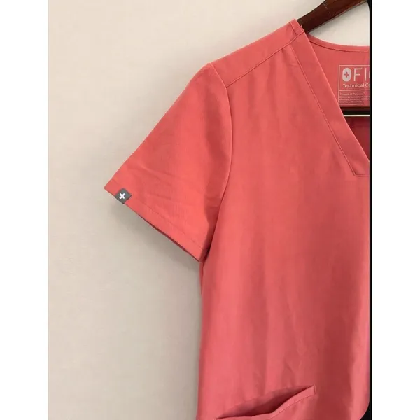 FIGS Women's Casma Three-Pocket Scrub Top In Coral Size XS/P - Image 4