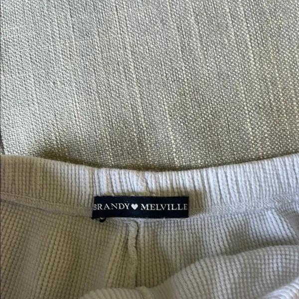 Brandy Melville White/Blue Trim Waffle Knit Lounge Shorts - Image 4