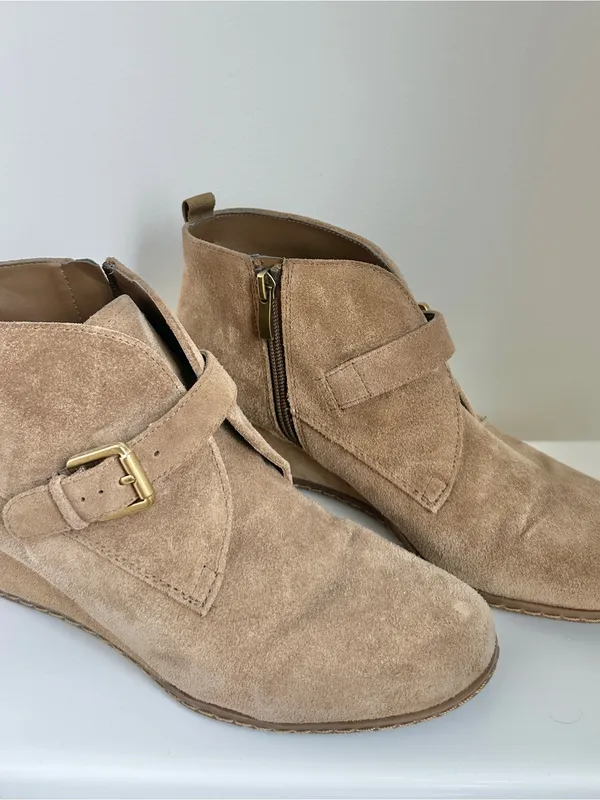 Franco Sarto Amerosa Buckle Wedge Bootie Tan Suede Size 9 - Image 3