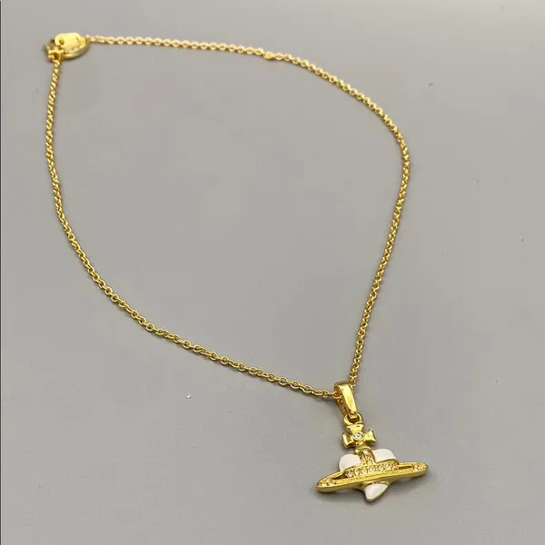 Vivienne Westwood Gold and White Necklace - Image 5