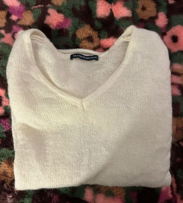 Brandy Melville Sweater - Image 2