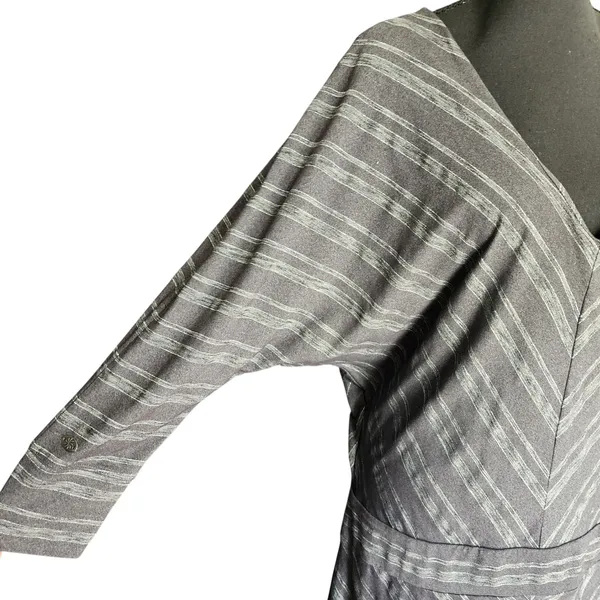 Athleta V-Neck Gray Striped Athleisure‎ Chevron Drop Waist Dolman Dress L - Image 2