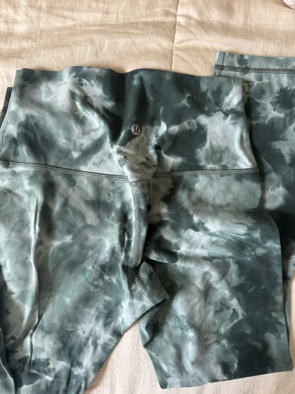 Lululemon Green Leggings Align High-Rise 25” - Image 4