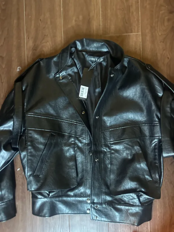 Lioness Bomber Jacket - Image 11