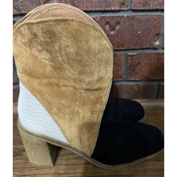 Chic CCOCCI‎ Women's Kendall Tri-tone Ankle Boot Black/Camel/Taupe Size 7.5 - Image 6