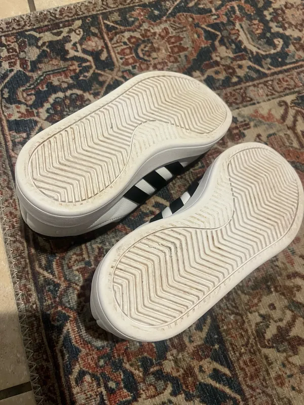 Adidas Sneakers White Black Women’s - Image 5