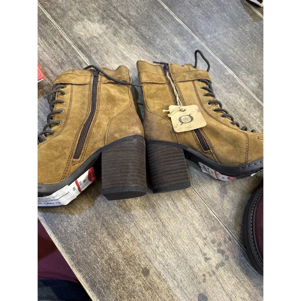 Born Cass Block Heel Lace Up Distressed Suede Ankle Combat Boots Rust Size 6 - Image 6