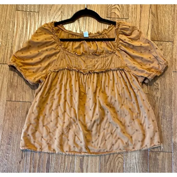 Old Navy brown square neck embroidered puff sleeve top M - Image 9