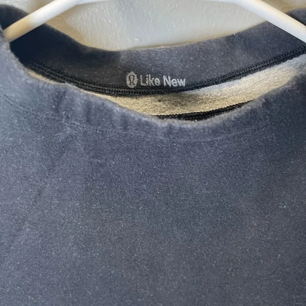 Lululemon Women's Heathered Black City Bound Long Sleeve Mock Neck Dress Size‎ 4 - Image 3