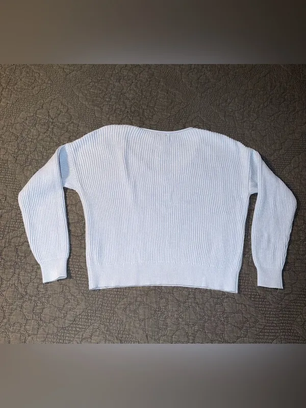 Abercrombie & Fitch Light Blue Ribbed Scoop-Neck Sweater Women’s Size-M - Image 4