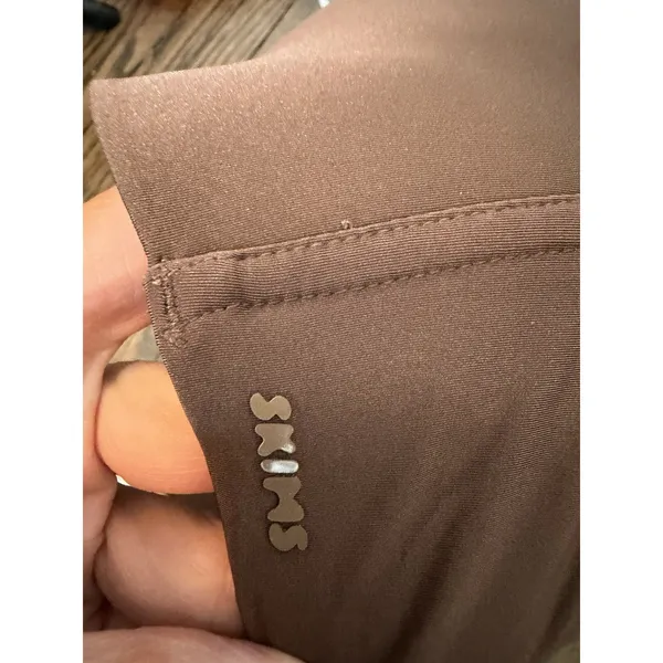 skims wireless form t-shirt Bra Cocoa Size 36DD NWT $50 - Image 8