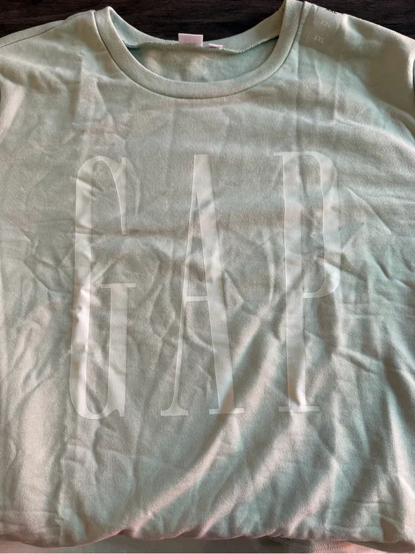 GAP Women’s Light Mint Logo crew neck sweat shirt - Image 4
