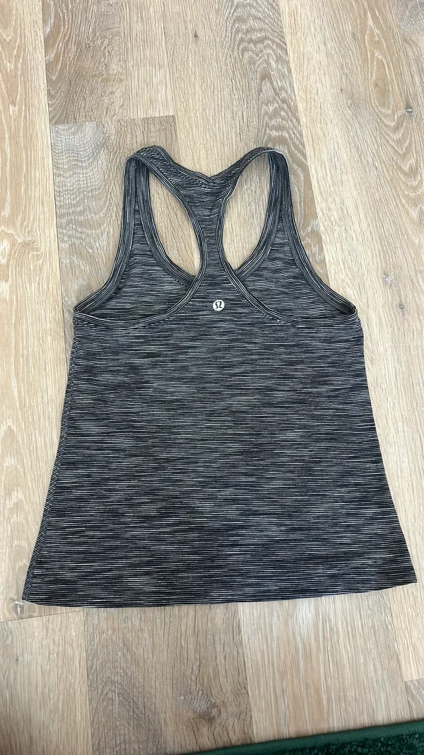 Swiftly Tech Racerback Lululemon Tank - Image 3