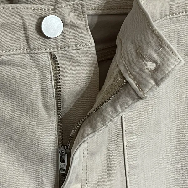 Loft Women's Cream Colored Khaki‎ Pants Size 12 Petite Straight Leg Raw Hem - Image 6