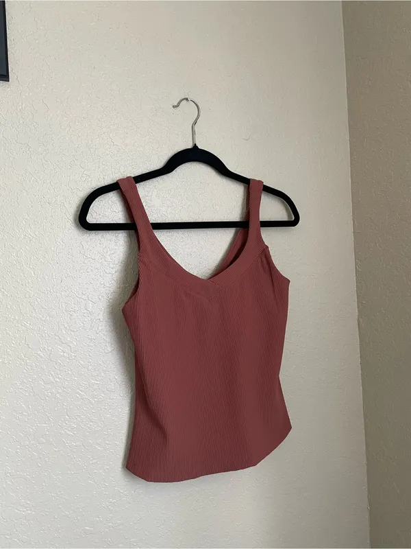 Beyond Yoga Impulse Ribbed Classic Tank Size Small Terracotta Rust V Neckline - Image 3
