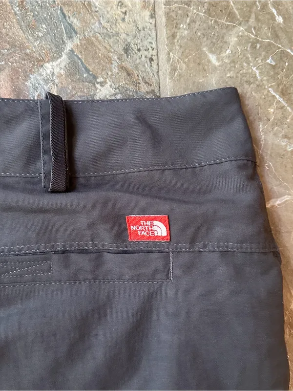 The North Face Convertible Hiking Cargo Pants Zip Off Shorts Grey Women’s 18 - Image 6