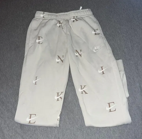 Nike Sweatpants - Image 2