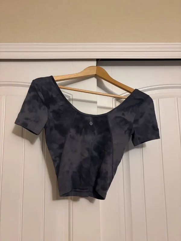 Lululemon Align T-Shirt 2 Diamond Dye Pitch Grey Graphite Grey Short Sleeve Crop - Image 2