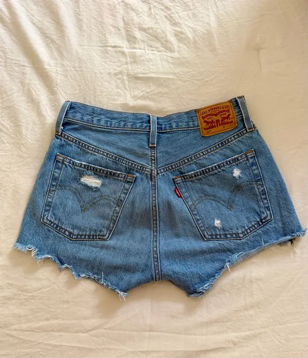 Levi’s 501 Denim Shorts - Image 4