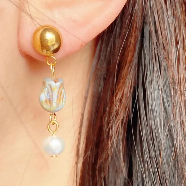 Handmade quality Czech glass flower beads & natural shell pearls chic boho vintage style dangle earrings💚 - Image 5