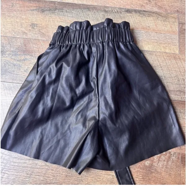 High-Waist Paperbag Faux Leather Shorts - Black NWOT - Image 4