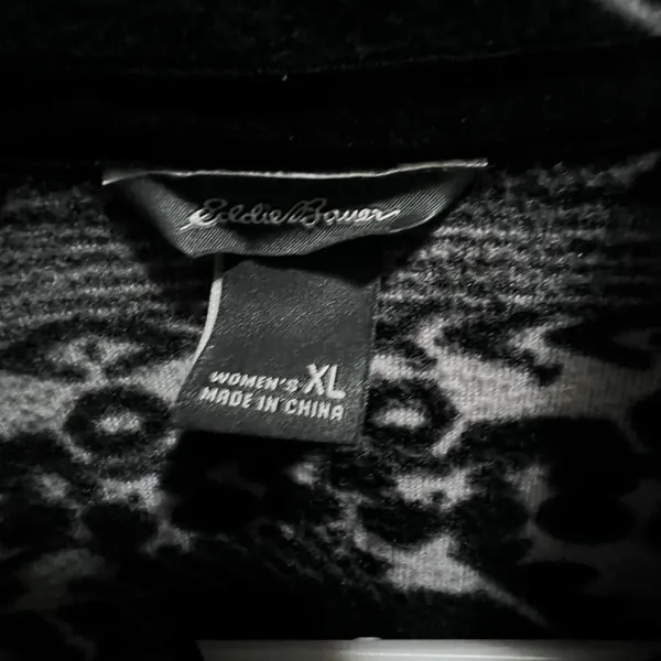 Eddie Bauer Women’s  Black and White Aztec Patterned Jacket - Image 4