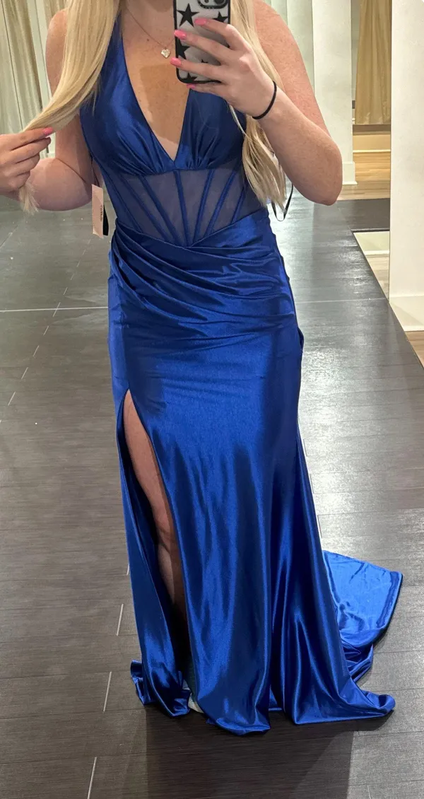 Sherri Hill Prom Dress - Image 2