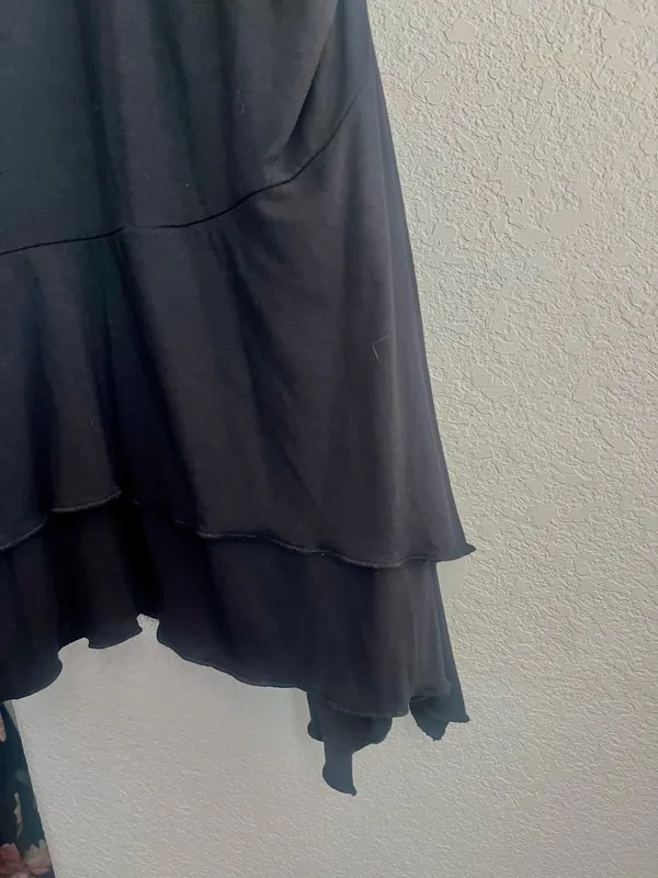 Black  - Image 4
