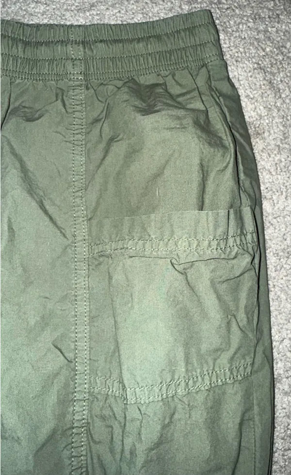 Aerie Olive Cargo Jogger Pants – Trendy Utility - Image 2