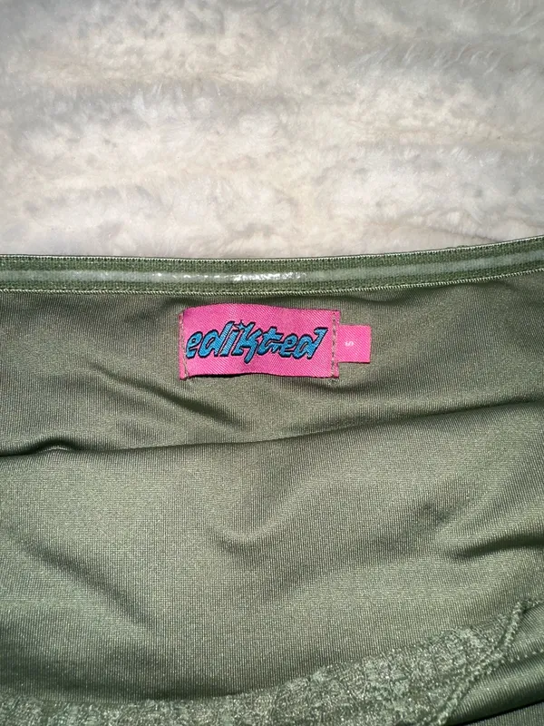Edikted Olive Green Tube Top - Image 3