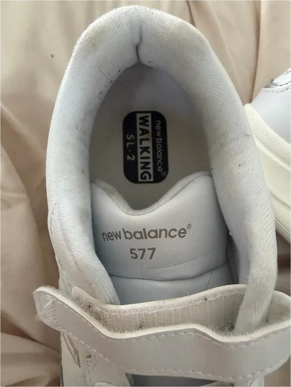 New Balance White 577 Sneakers Size 8 Womens 6.5 men’s - Image 4