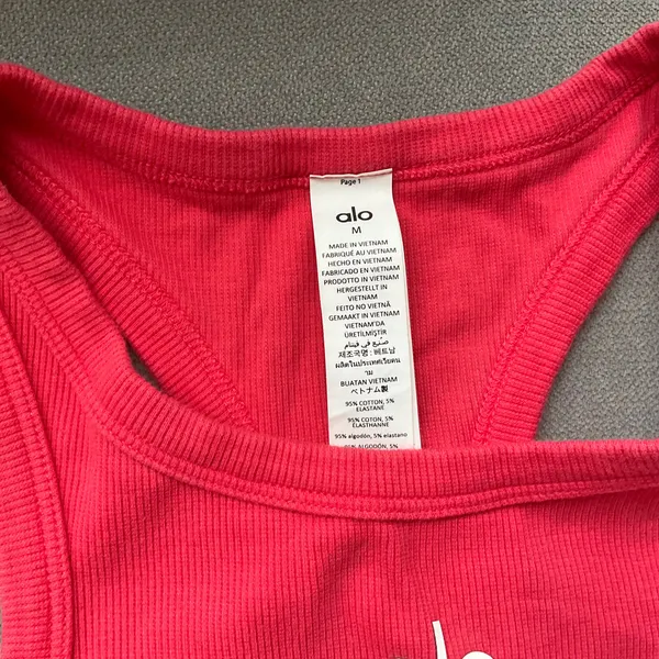 Alo Yoga Apsire Tank Candy Red/White M - Image 3