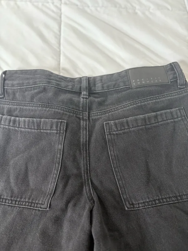 PacSun Low-Rise Baggy Jeans - Image 4