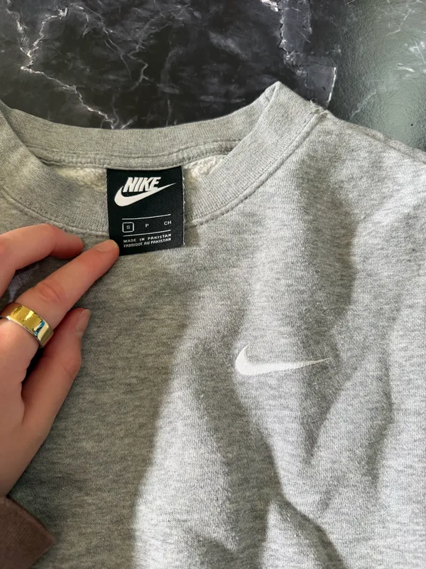 Nike Cropped Crewneck - Image 2