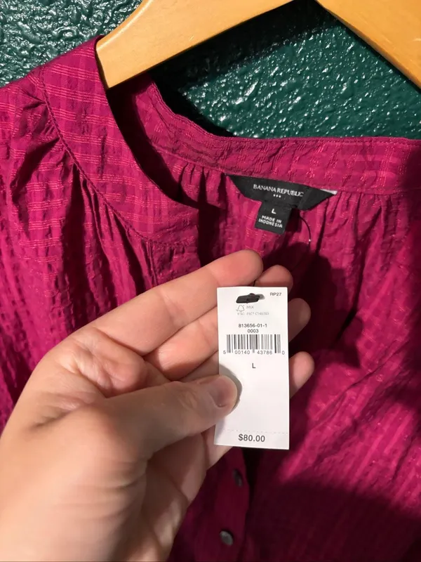 Banana Republic Pink Button Down Blouse NWT Sz Large - Image 2