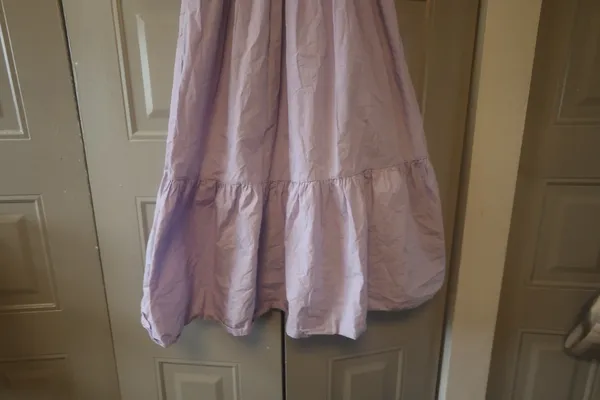 A.P.T ruffle sleeve scrunched bodice midi dress in lilac purple size medium. - Image 7
