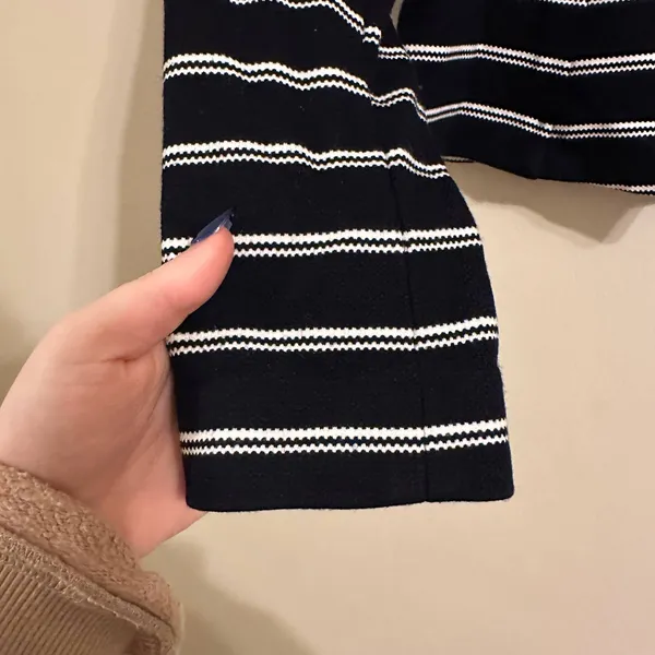 Calvin Klein Navy and White Striped Knit Blazer Size 4 - Image 4