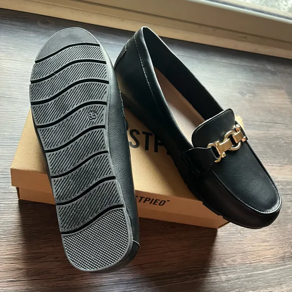 Cvistpieo Black Loafers Size 8.5 - Image 4