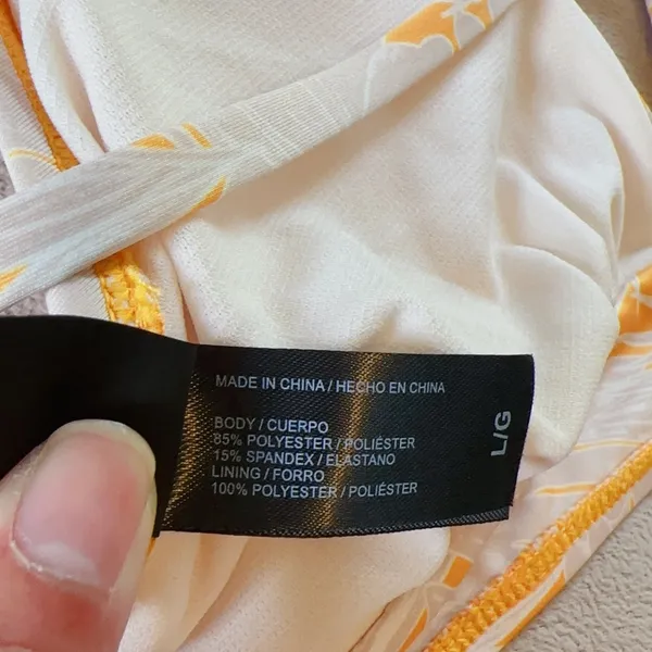 Hurley swimwear 2 pieces sunflower gold yellow rainforest print stretchy silky - Image 4