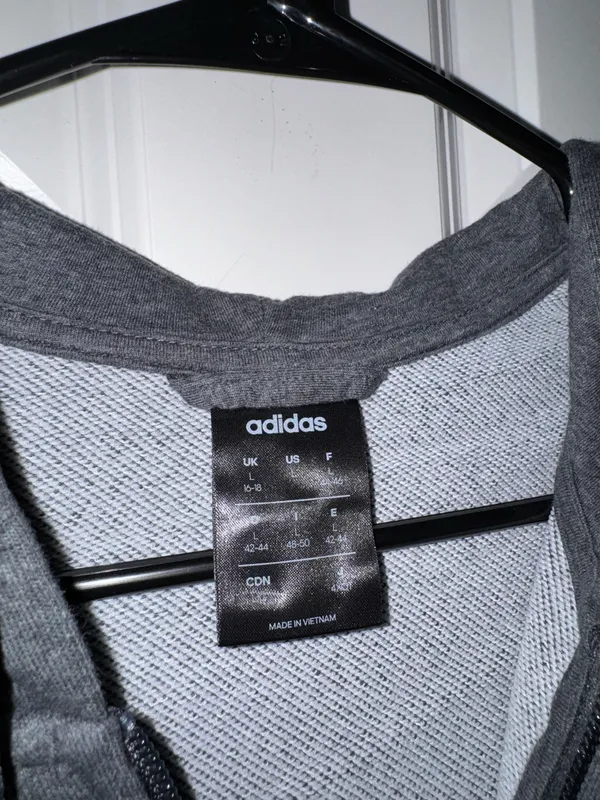 Adidas Women’s Zip-Up Jacket - Image 3