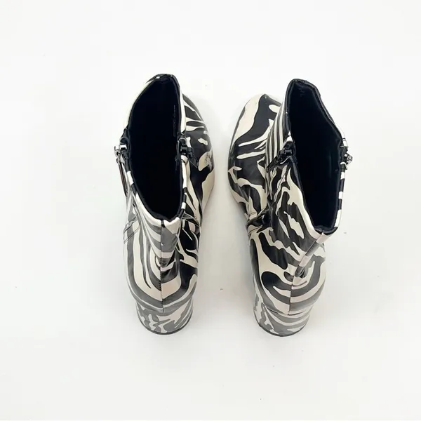 ASOS Designs Faux Leather Zebra Print Side Zip Chunky Heel Chelsea Boots Size 6 - Image 6
