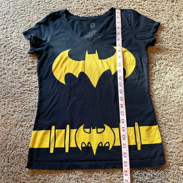 DC Comics T-Shirt Batman Medium - Image 2