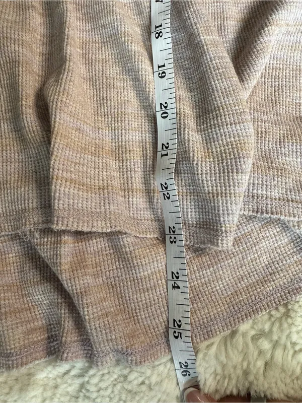We The Free Mauve Ruffle Henley Top Size M - Image 6