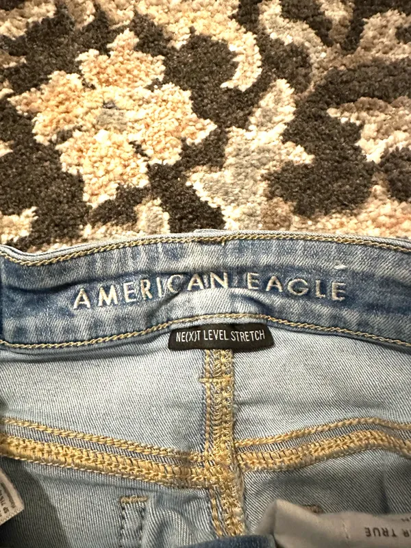 American Eagle Next Level Stretch Super Distressed Jeans size 0 - Image 8