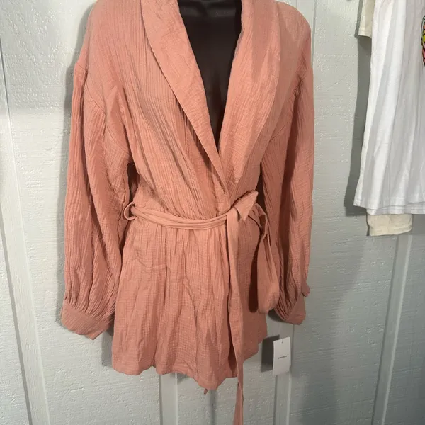 Nordstrom Peach Long Sleeve Wrap Top Size Medium NWT - Image 2