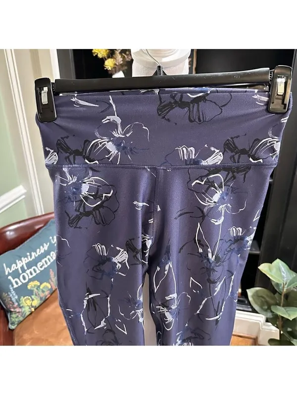 Fabletics Purple Floral High Rise Leggings Size Small - Image 3