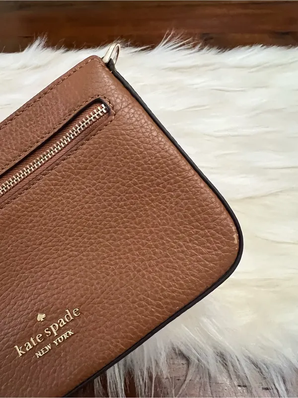 Kate Spade Leila Convertible Wristlet Pebbled Leather Gingerbread Brown Gold HW - Image 4